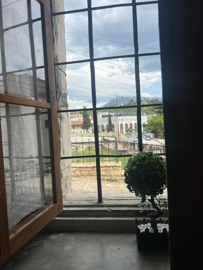 Hotel Omer The Ottoman House Berat Extérieur photo