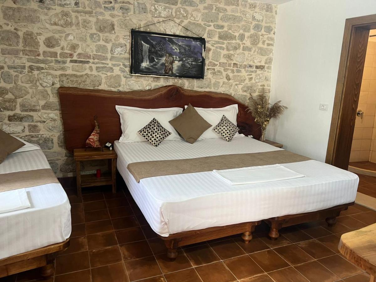 Hotel Omer The Ottoman House Berat Extérieur photo