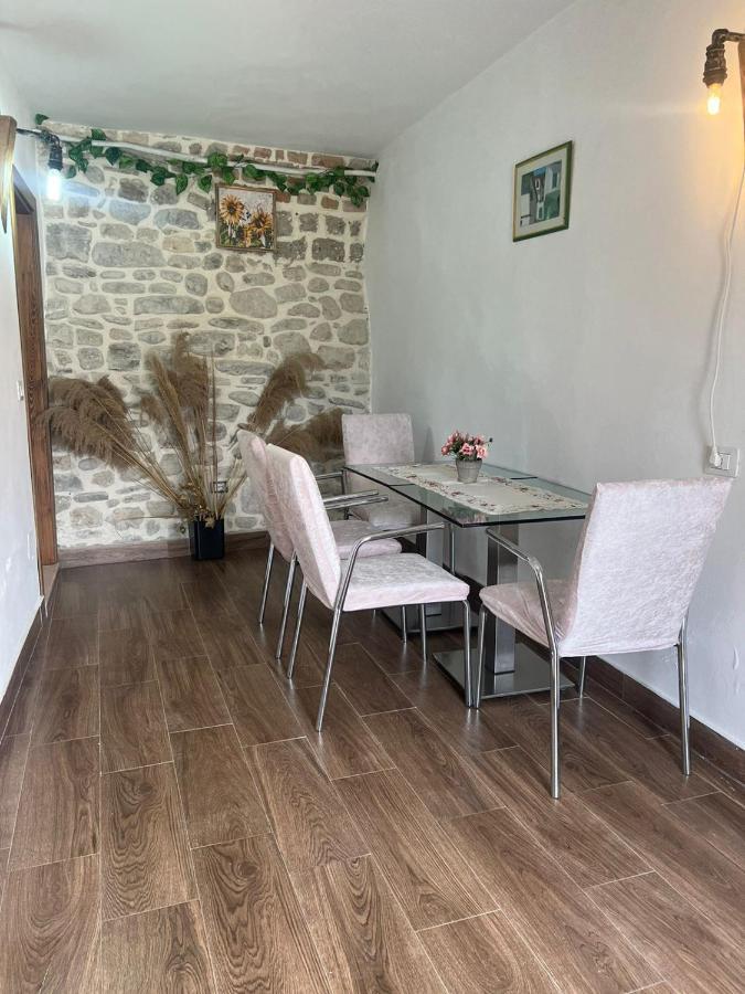 Hotel Omer The Ottoman House Berat Extérieur photo
